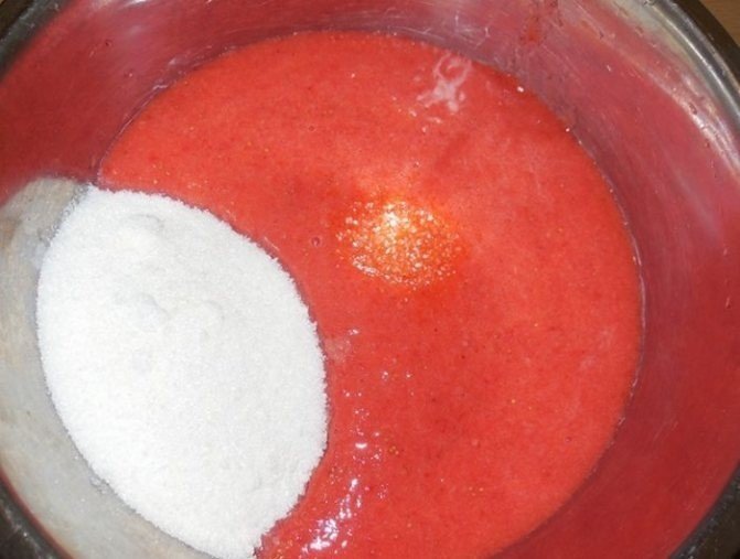 Заморозить клубнику с сахаром на зиму блендером